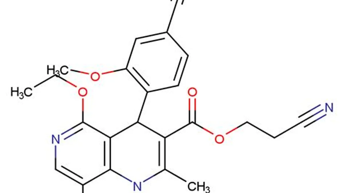 非奈利酮药品包装和血钾检测报告单放在一起